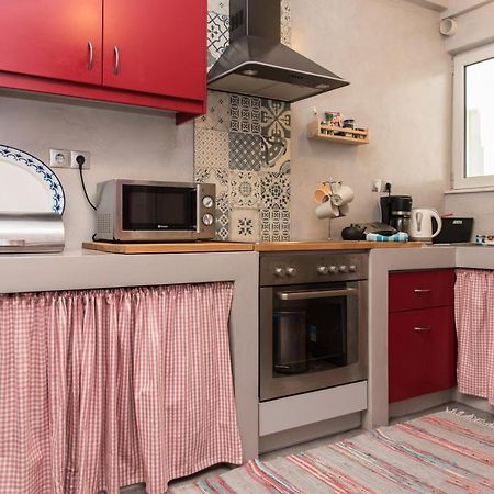 2 Bedroom Apartment At The Historical Center, View To Acropolis أثينا المظهر الخارجي الصورة
