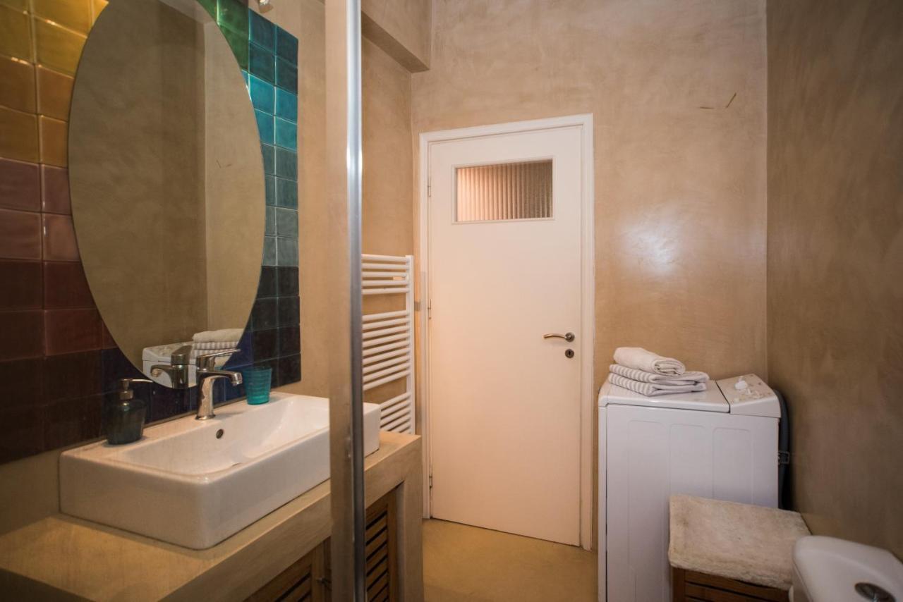 2 Bedroom Apartment At The Historical Center, View To Acropolis أثينا المظهر الخارجي الصورة