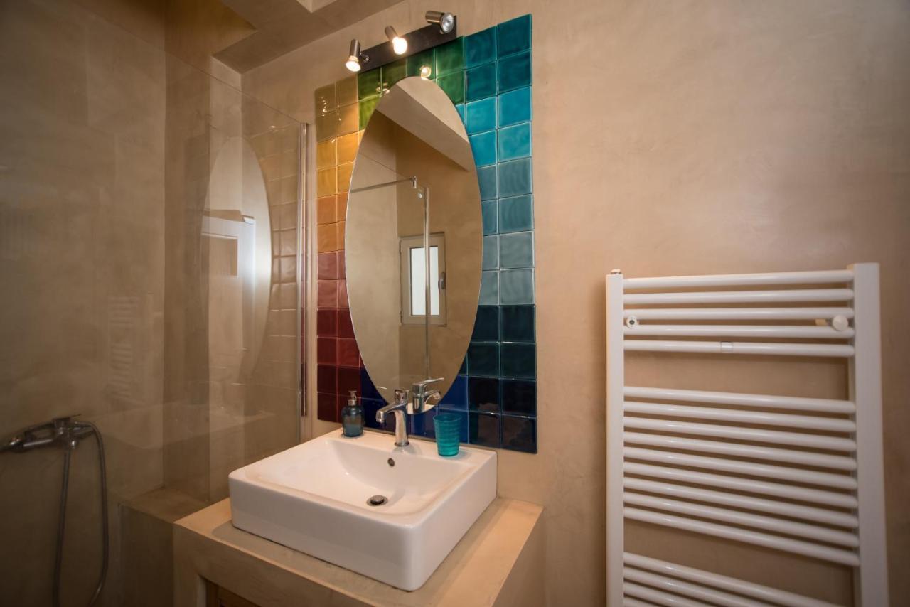 2 Bedroom Apartment At The Historical Center, View To Acropolis أثينا المظهر الخارجي الصورة